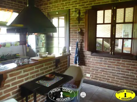 SANTA CATALINA-PILETA GT Y MB PARQUE