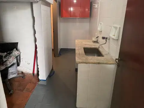 Oficina 2 ambientes con 1 baño