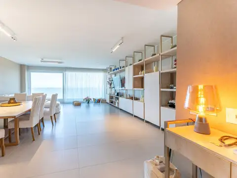 Departamento 4 ambientes con 3 baños