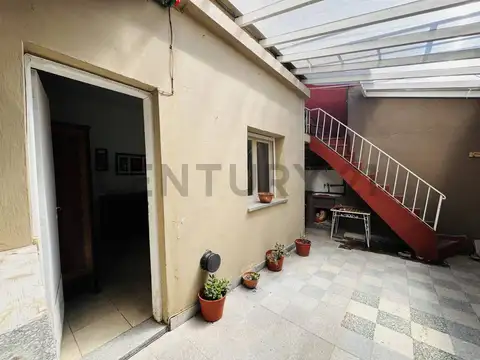 Correa 4400, Piso 0