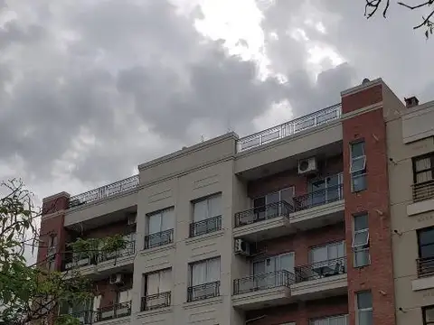 Av. Reyes Catolicos 1571