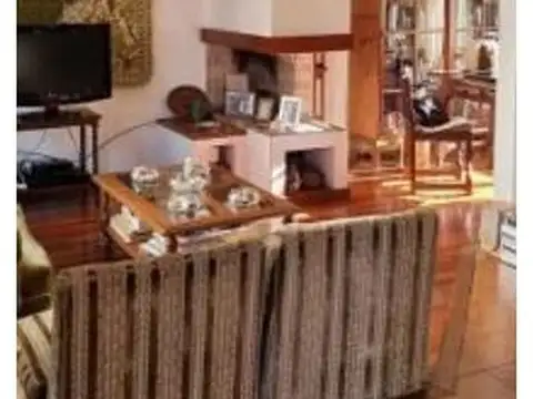 Casa en Venta en Olivos, USD 380.000