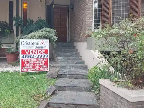 IMPECABLE TRIPLEX EN VENTA A METROS ESTACIÓN HURLINGHAM