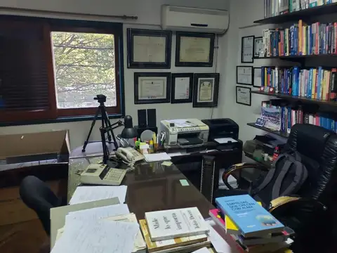 Oficina 2 ambientes con 1 baño