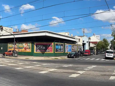 TERRENO EN VENTA CON EX ESTACION DE SERVICIO CABA