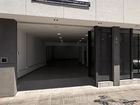 Local en Alquiler en Zona Centro, USD 2.500