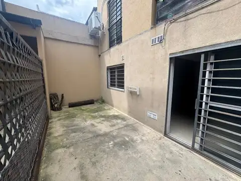 Potosi 1975 Departamento B PB , Piso 0