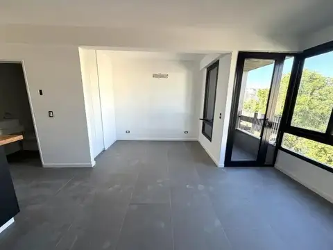 Sarandí 1000 San Cristóbal 1amb U$75.000