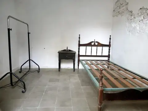 Depto Tipo Casa en Venta 50 años