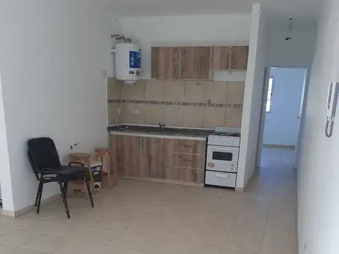 Cesar H Malnatti 2200