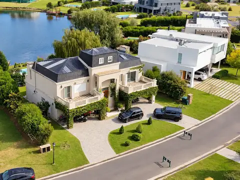 Casa en Venta de 3 dormitorios
