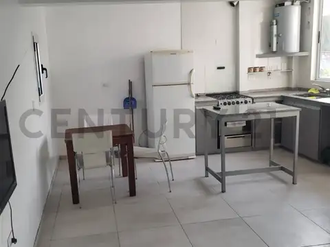 66 Y 116 VENDEMOS - Departamento AMOBLADO 2 dormitorios - Refaccionado a Nuevo