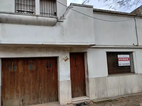 VENTA CASA LOTE 8,66 X 27