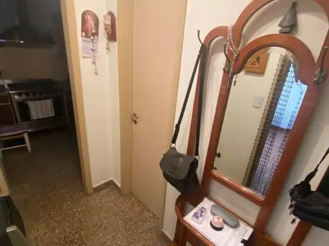 4 PH DE 2 Y 3 AMB EN PLANTA BAJA Y PLANTA ALTA MULTIFAMILIAR SE VENDE TODO JUNTO O DOS PB Y DOS PA