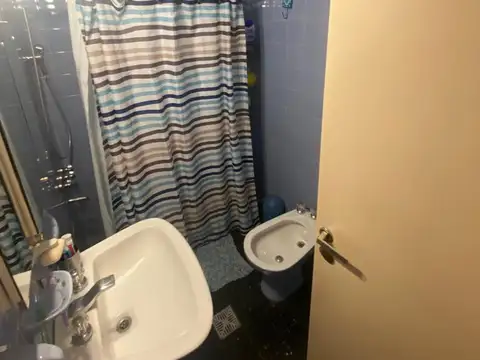 4 PH DE 2 Y 3 AMB EN PLANTA BAJA Y PLANTA ALTA MULTIFAMILIAR SE VENDE TODO JUNTO O DOS PB Y DOS PA