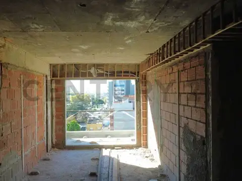 VENTA DEPARTAMENTO 2 AMB, ACEPTA PERMUTA FINANCIA