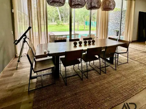 Casa en Alquiler de 3 dormitorios