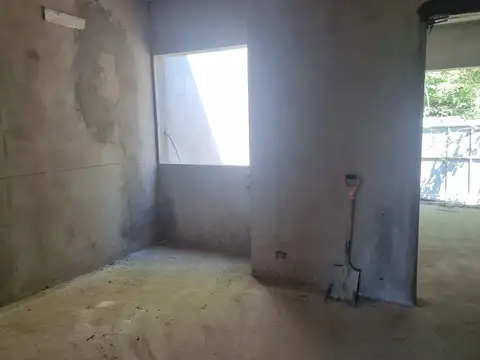 Casa de 3 ambientes con cochera en venta en Punta Chica, San Fernando