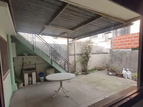 Depto Tipo Casa en Venta de 3 ambientes