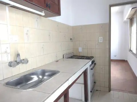Casa en Alquiler en Villa Ballester, $ 700.000