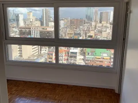 Departamento en Venta en Plaza San Martín, USD 210.000