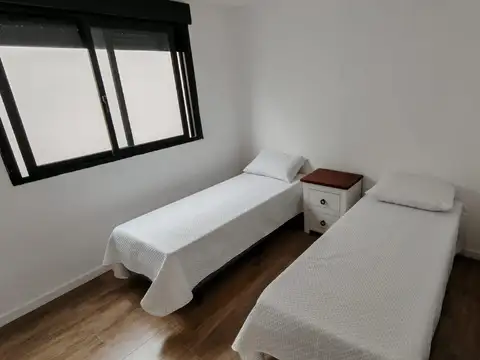Apartamento en venta de 3 dormitorios c/ cochera en Brazo Oriental