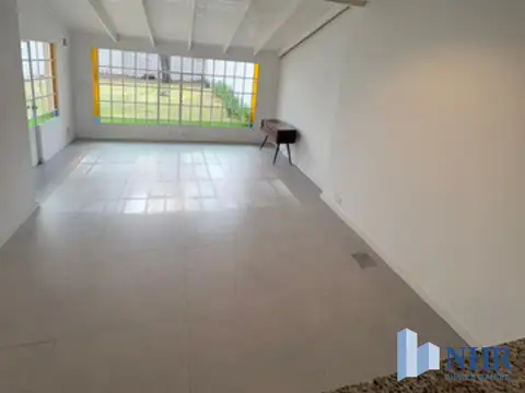 Depto Tipo Casa en Alquiler en Villa Pueyrredón, USD 2.000