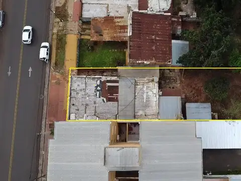 LOTE SOBRE AV. ROSALES