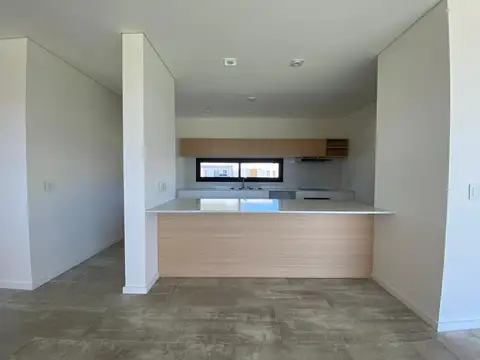 Casa en Alquiler 1 año