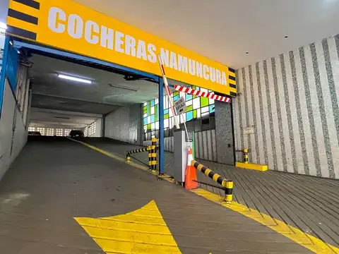 Venta cochera cubierta zona Centro