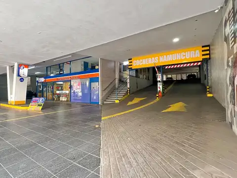 Venta cochera cubierta zona Centro