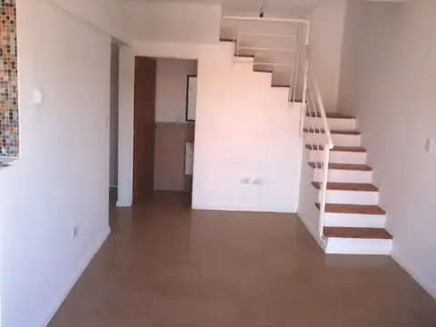 Departamento Duplex en  Alquiler baño y toilette 2 balcones