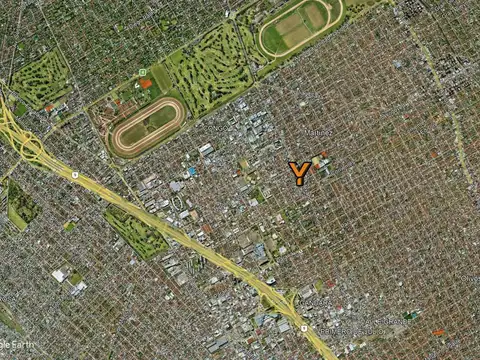 Avenida Sir Alexander Fleming y Velez Sarsfield