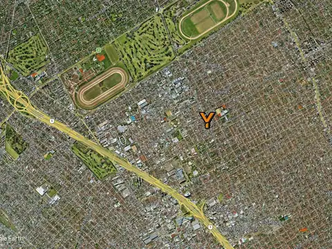 Avenida Sir Alexander Fleming y Velez Sarsfield