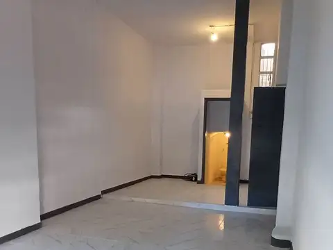 Galpon en Alquiler 50  mts Fondo