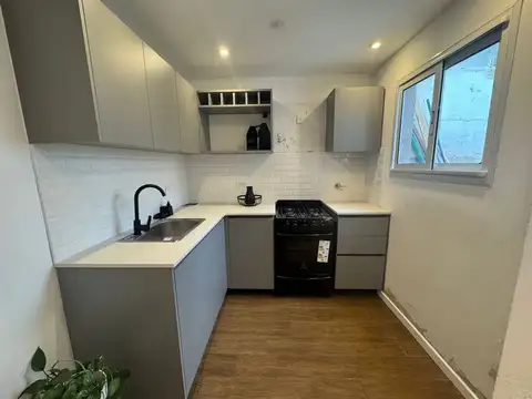 Depto Tipo Casa en Venta 66 años