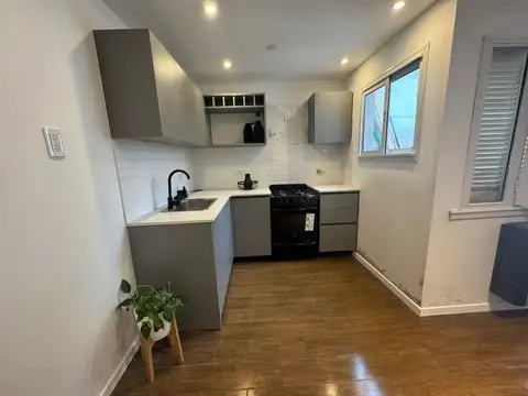 Depto Tipo Casa en Venta de 2 ambientes