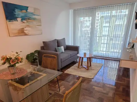 Departamento 2 Amb. con balcon frente en Centro