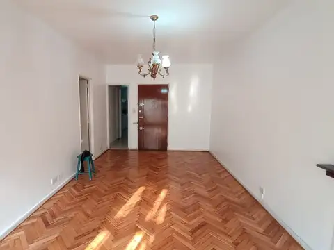 DEPARTAMENTO DE 3 AMB CON PATIO