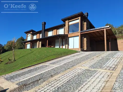 Venta townhouse 4 ambientes en Barrio Cerrado. Arelauquen, Bariloche