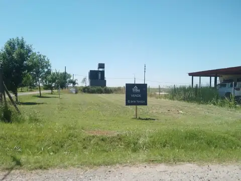 Lote 585m2, esquina orientación NOROESTE