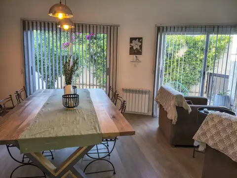 Departamento 4 ambientes con 2 baños