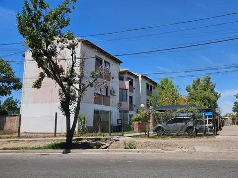 VENTA DPTO B° PETROLEROS, GODOY CRUZ, APTO CREDITO