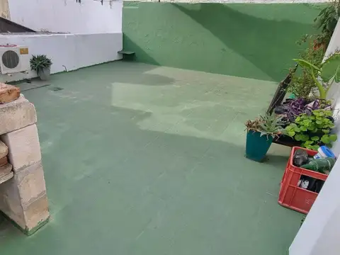 Depto Tipo Casa en Venta de 3 ambientes
