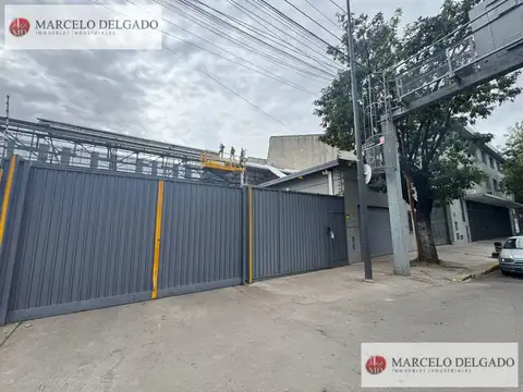Depósito - galpón de1000 m2 -  Barracas - Mixtura 3 - ALQUILER