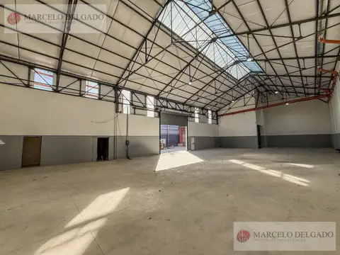Depósito - galpón de1000 m2 -  Barracas - Mixtura 3 - ALQUILER
