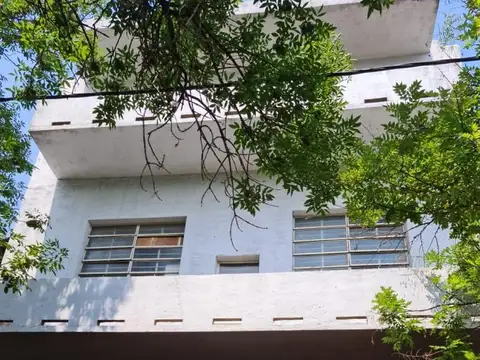 Galpón de 340m2 en 3 plantas