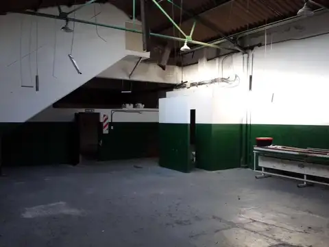 Galpon en Alquiler en Villa del Parque, $ 2.900.000