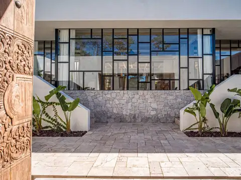 Casa en Venta en Montoya, USD 4.800.000