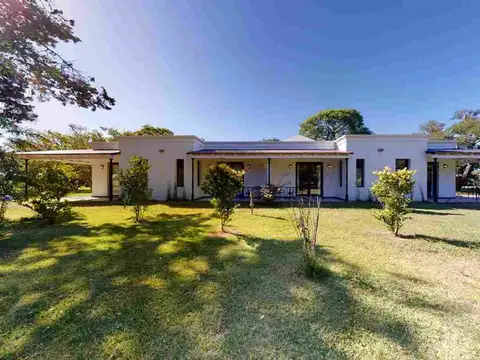 Estancia Santa Angela, Ruta Provincial 11, km 40 100